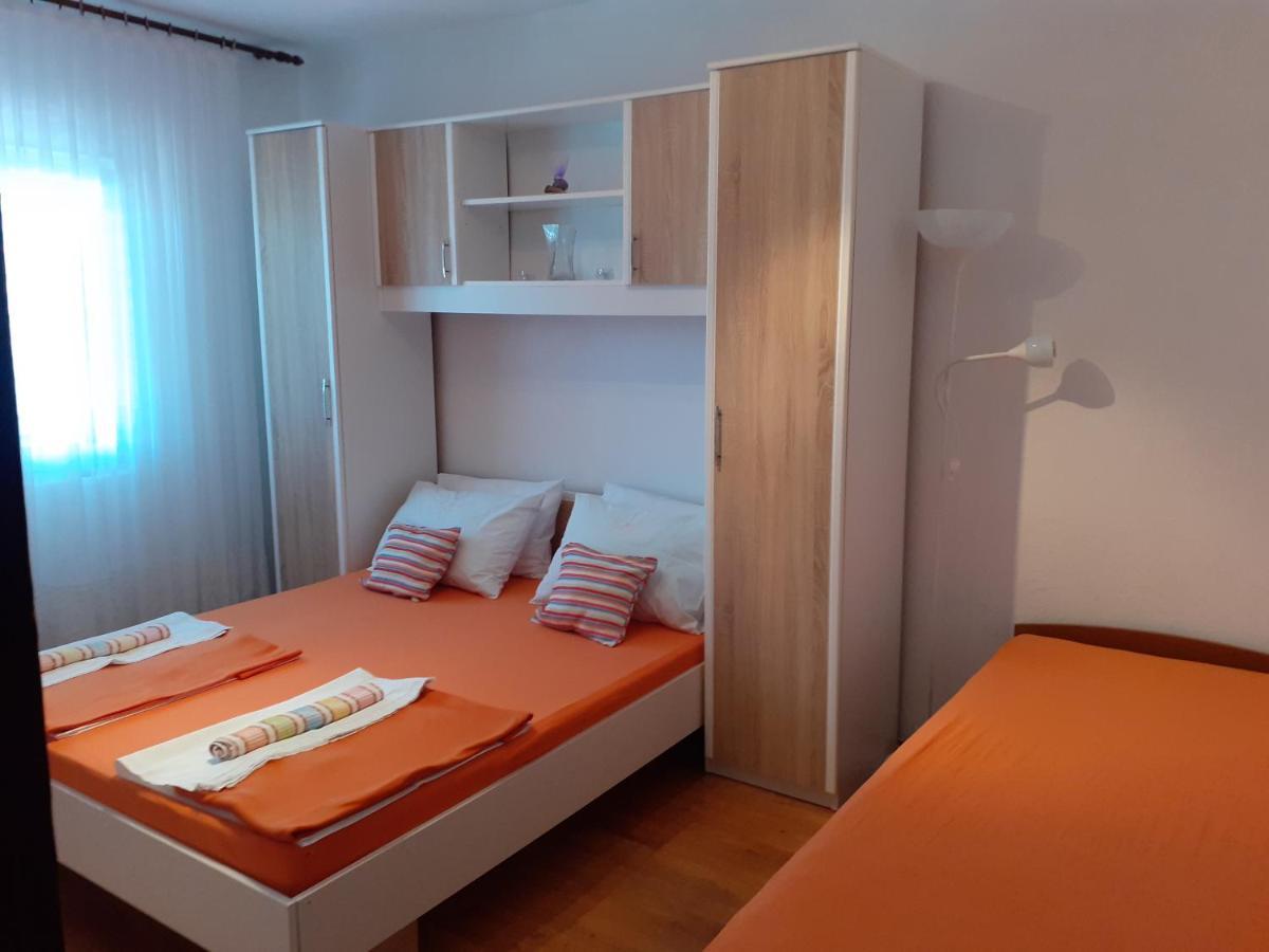 Luminaria Solis Vacation Home 罗戈兹尼察 外观 照片