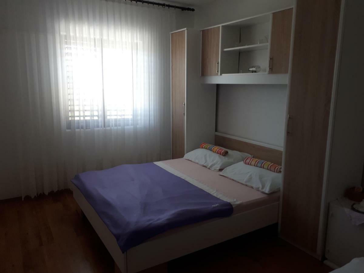 Luminaria Solis Vacation Home 罗戈兹尼察 外观 照片