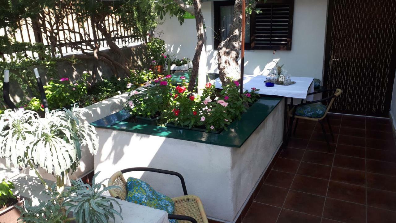 Luminaria Solis Vacation Home 罗戈兹尼察 外观 照片